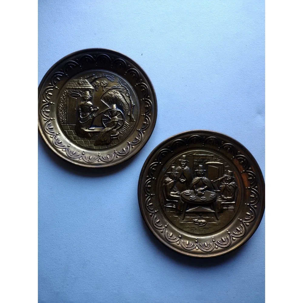 2 x Vintage 9.5